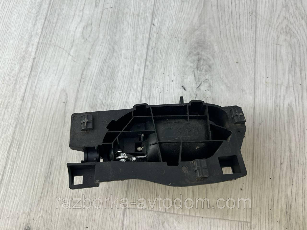 Ручка внутрішніх дверей задня права PEUGEOT 407 (04-11) OE:914493