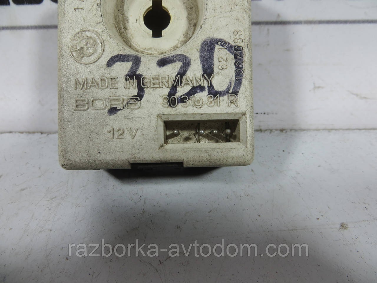Цифровий годинник BMW E30 E28 OEM 3031G31R