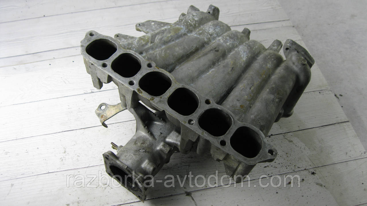 Колектор впускний верхній 3,0i V6 Mitsubishi Pajero Sport 1 (1997-2009) OE:MR507945