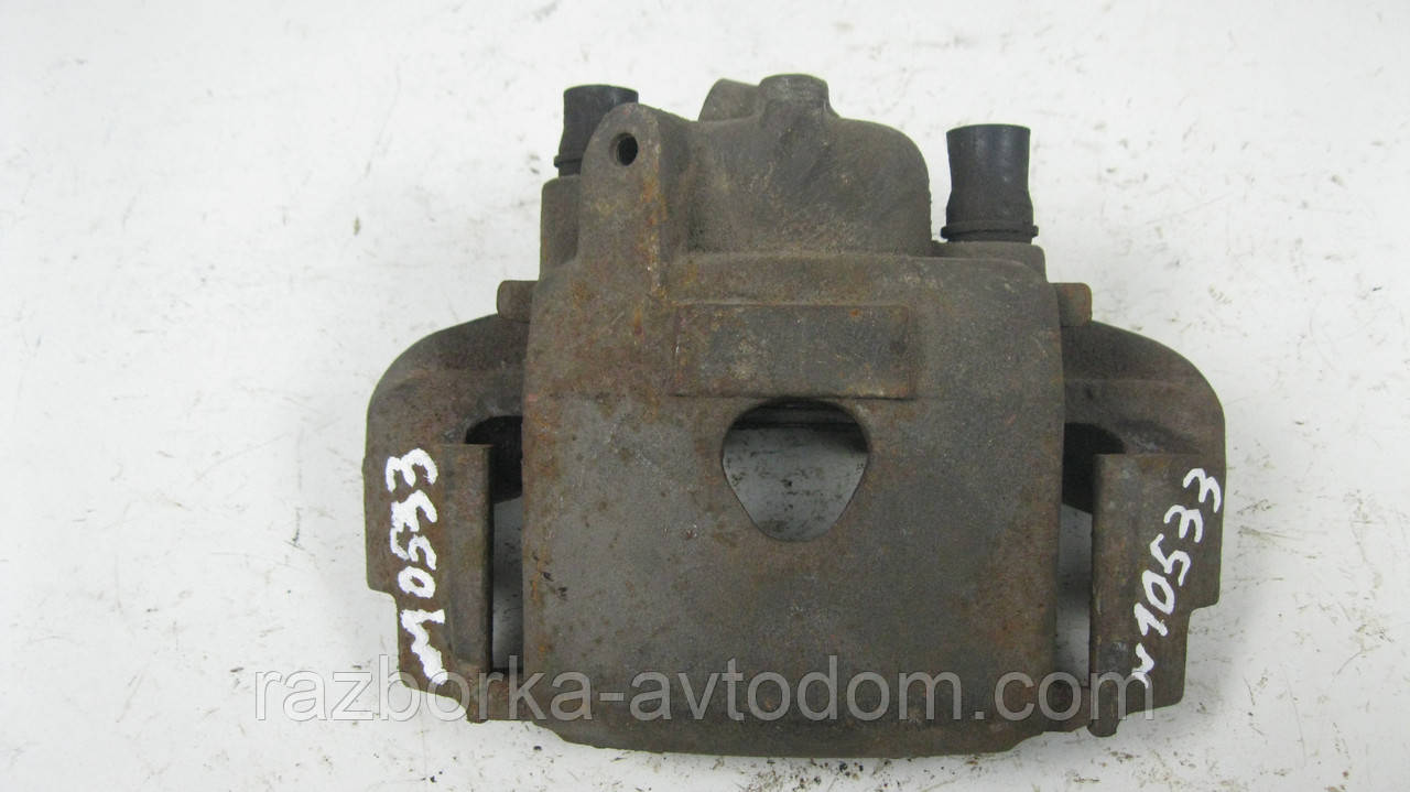Суппорт передній правий VW Passat B3 (1988-1993), Seat Cordoba (1993-2002), Golf 3 (1991-1998) OE:171615124B