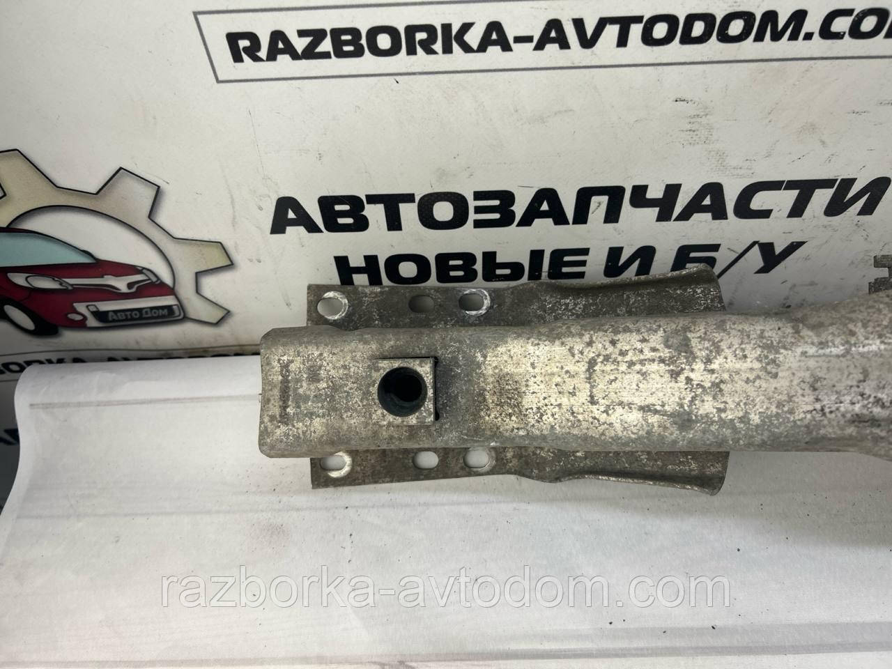 Підсилювач бампера заднього Opel Astra H (04-15) OE:1405231