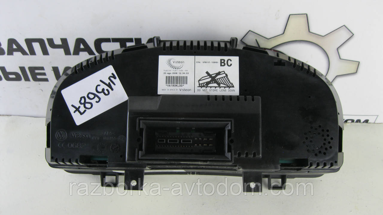 Панель приладів VW Golf 5 1,9TDI (2003-2008) OE:1K0920854R