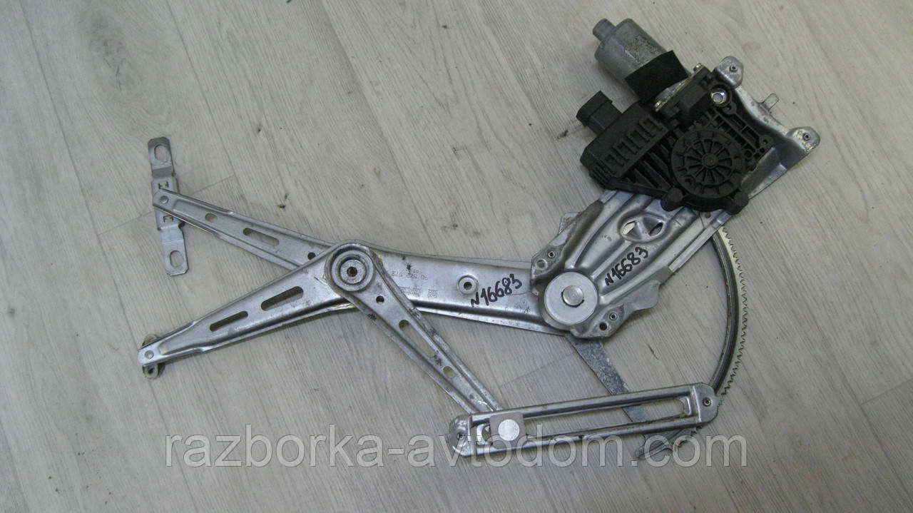 Склопідіймач дверей передньої правої електро Opel Zafira A (1999-2005) OE:90579572