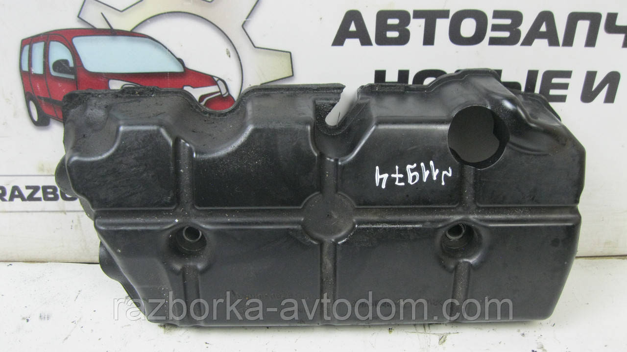 Декоративна накладка двигуна Renault Megane 2, Scenic 2, Trafic 1,9DCI (2003-2009) OE:8200368040
