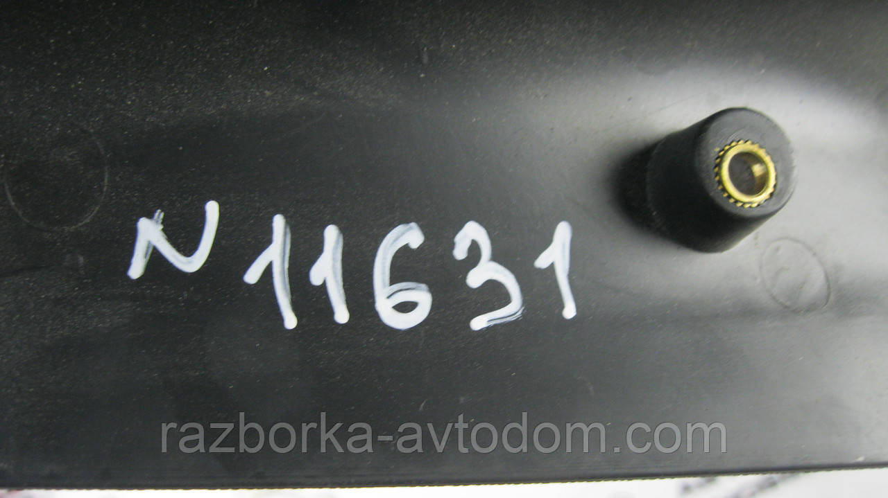 Обшивка багажника права Opel Corsa C (2000-2012) OE:09115232