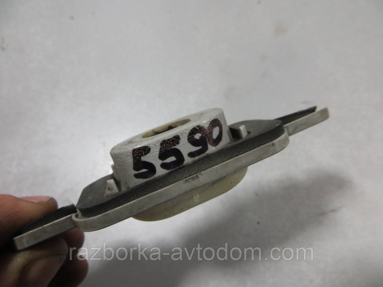 Ліхтар підсвічування номера Hyundai H1, H200, Starex (1997-2007) ОЕ: 925014A510