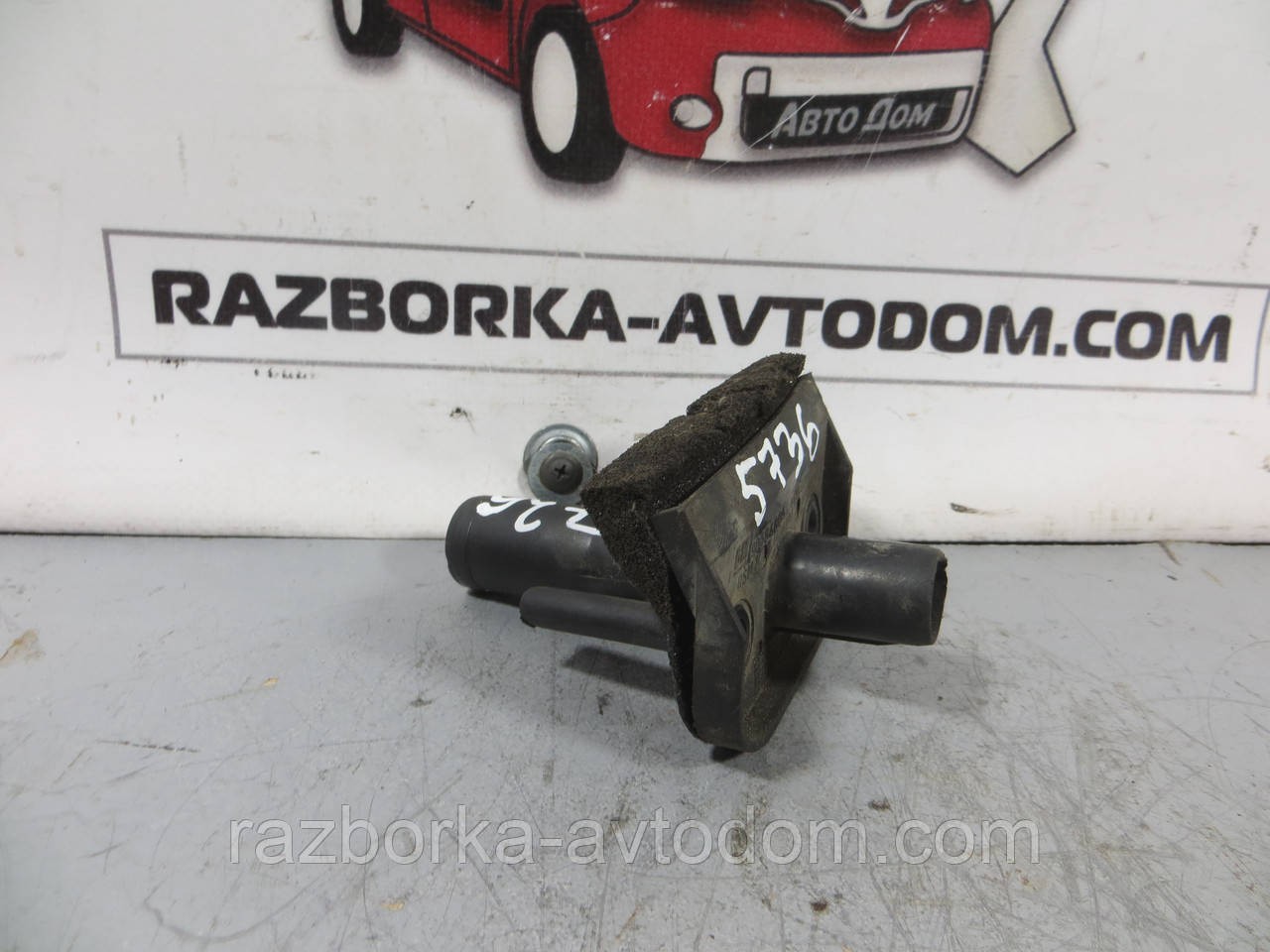 Фланець охолоджувальної рідини/вода OPEL VECTRA B (1995-2003) ОЕ: 90584805