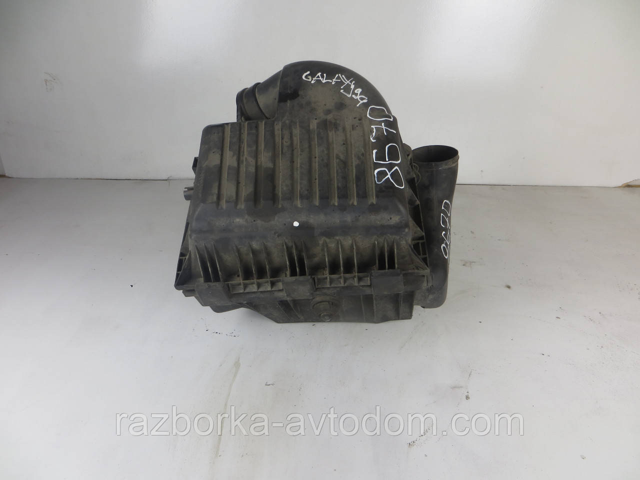 Корпус повітряного фільтра Volkswagen Sharan, Ford Galaxy (1995-2000) ОЕ: 7M0129607