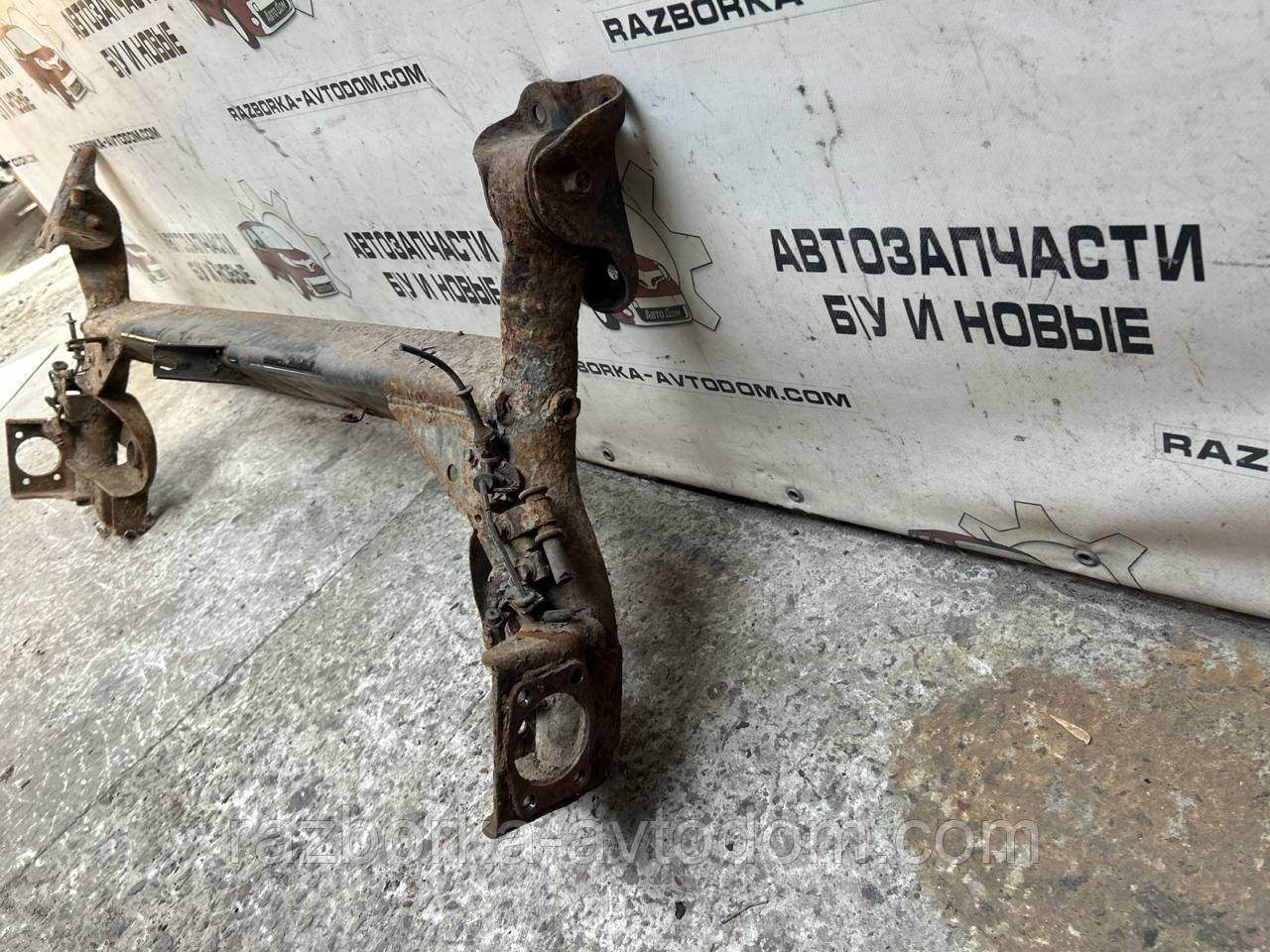 Балка задньої підвіски Hyundai Getz (2002-2010) Гола OE:551001C100 фото 2