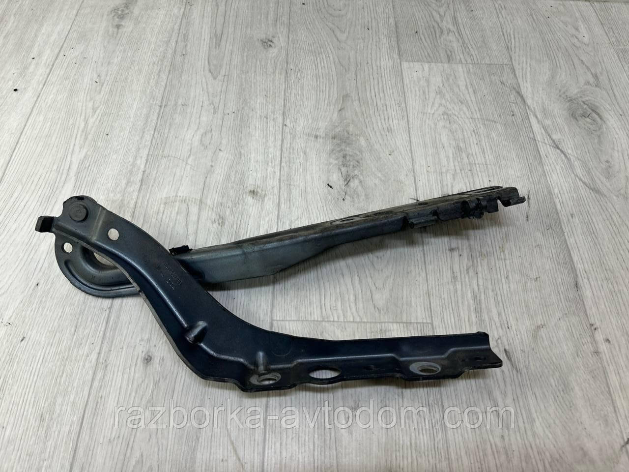 Петля капота права PEUGEOT 407 (04-11) OE:9640968780