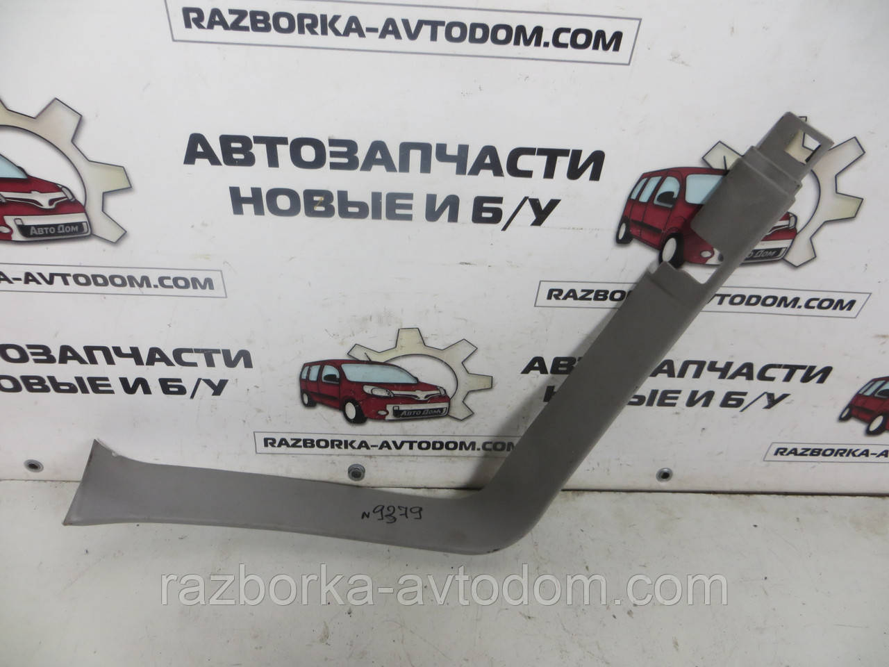 Обшивка лівого боку дверей багажника Mitsubishi Pajero Sport 1 (1997-2009) OE:MR262727 фото 2
