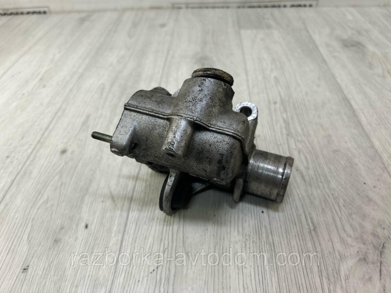 Корпус клапана EGR (тримач) 1.5DCI Renault Megane 2 (03-09) OE:8200255366