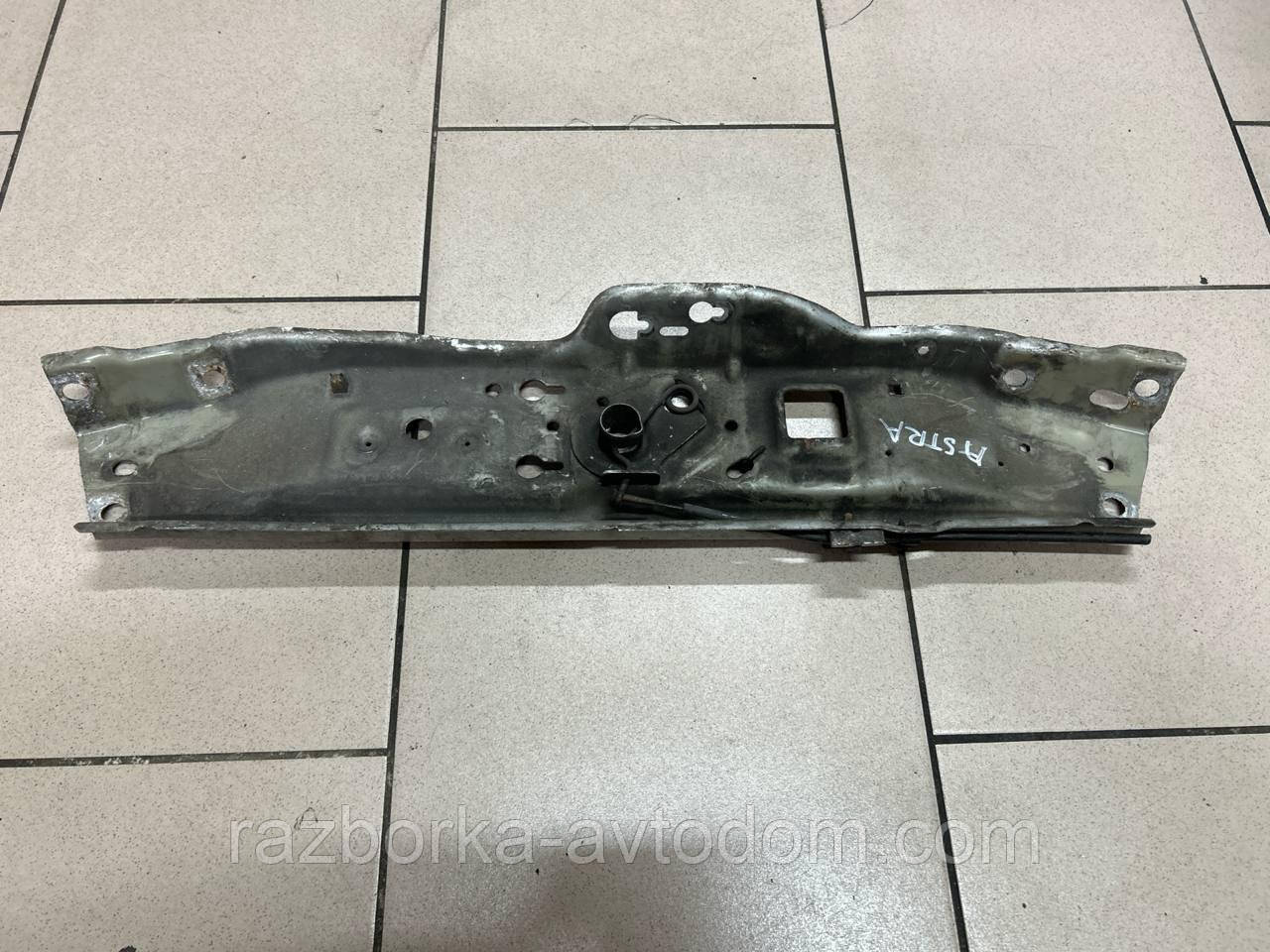 Панель передня верхня частина Opel Astra H (05-15), Zafira B OE:93189014