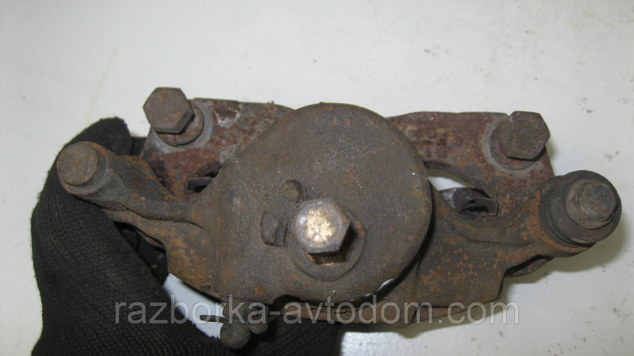 Суппорт передній правий Hyundai Excel, Pony, Accent 2, Mitsubishi Precis OE:5818124A00