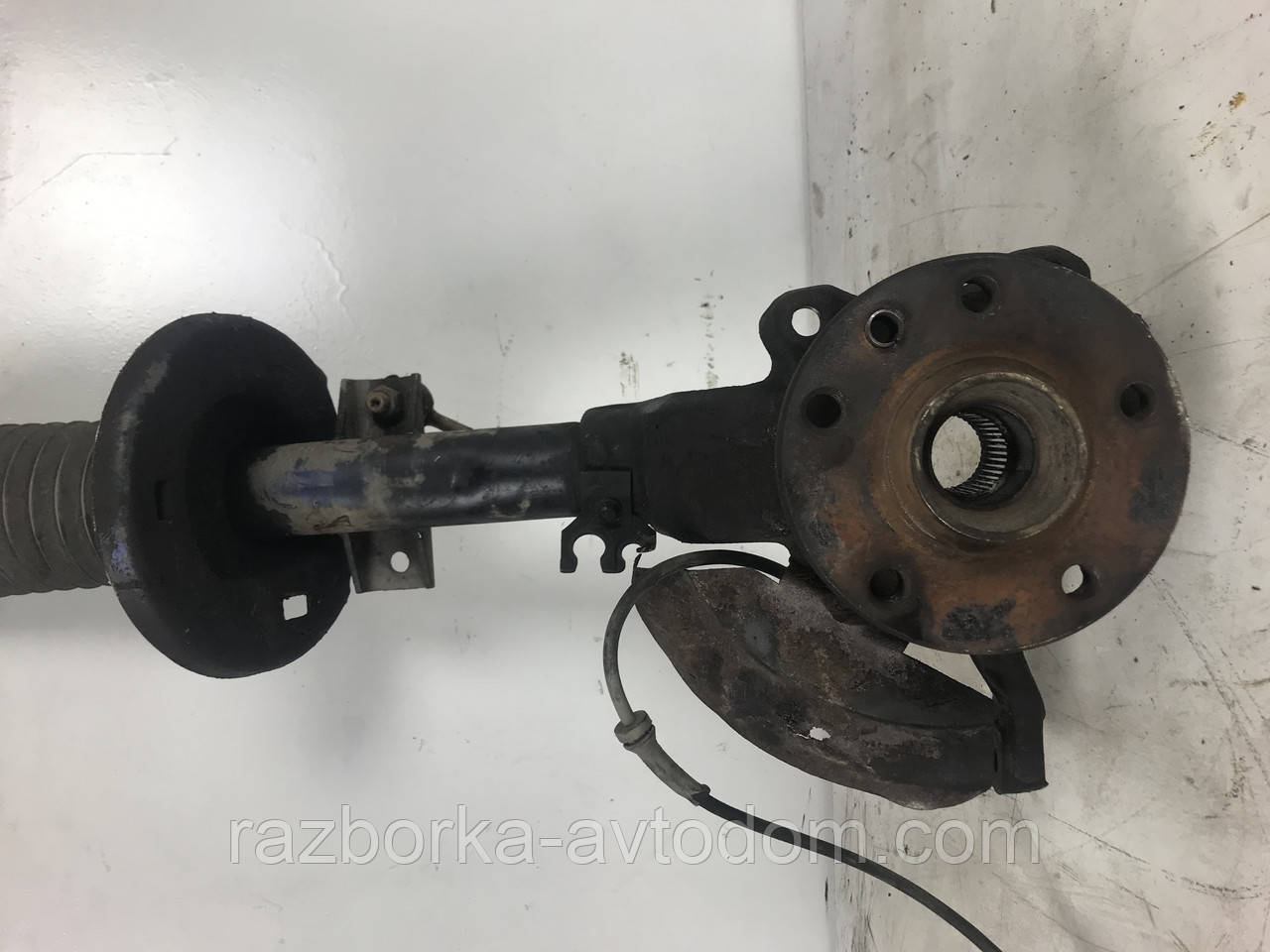 Амортизатор з поворотним кулаком (правий з ABS) VW Sharan, FORD GALAXY (1994-2001) ОЕ: 1092394