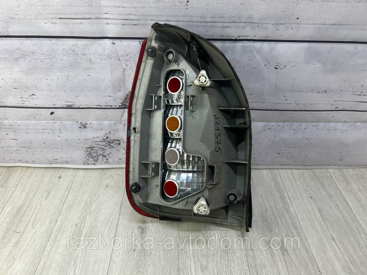 Ліхтар задній правий (стоп) Opel Zafira A OE:9117446 ДЕФЕКТ