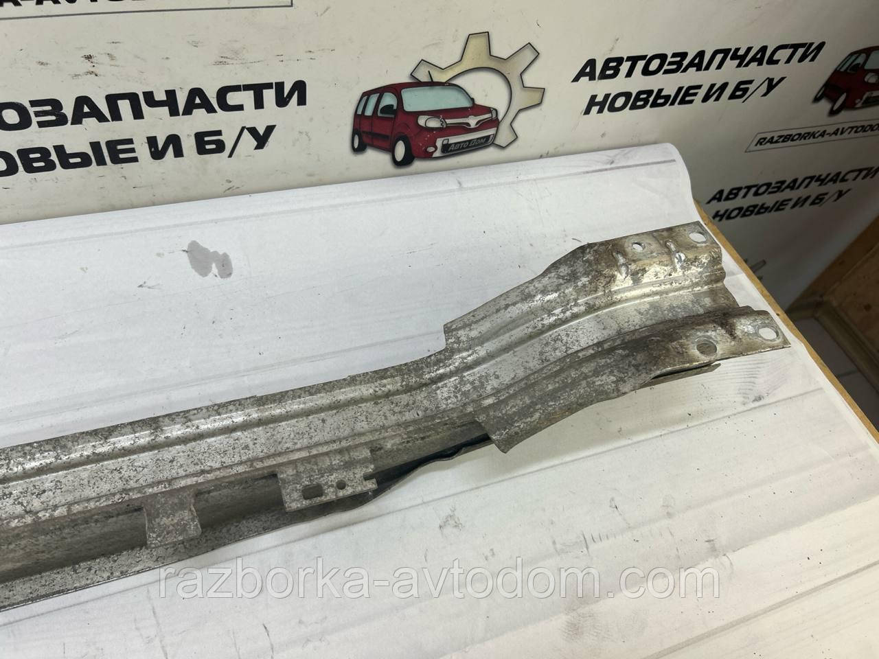 Підсилювач бампера заднього Opel Astra H (04-15) OE:1405231