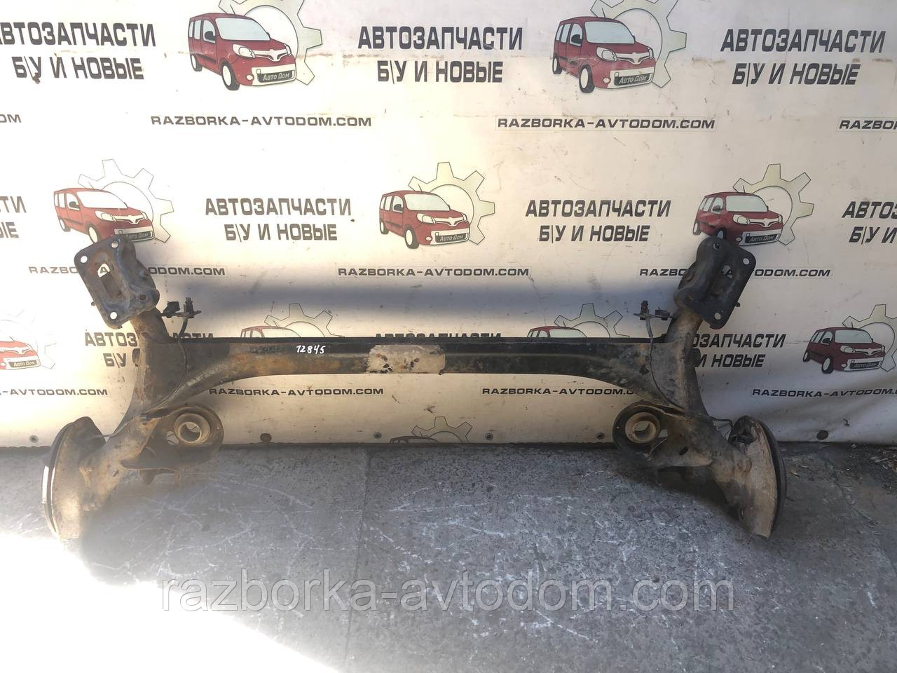 Балка задньої підвіски Citroen C4 (04-10)