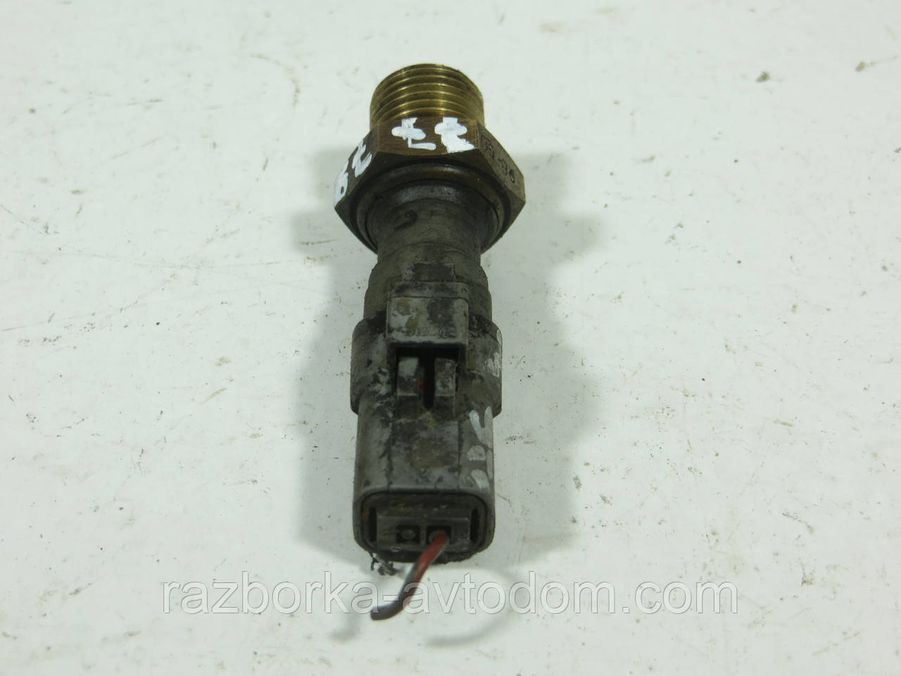 Датчик тиску оливи FIAT DUCATO, PEUGEOT BOXER, CITROEN JUMPER (1994-2002) ОЕ: 0910046