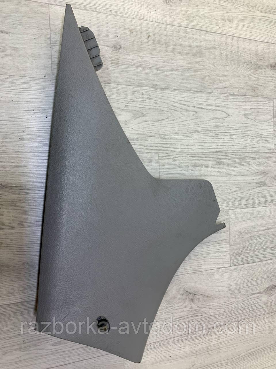 Обшивка накладка стійки задньої правої Kia Cerato (2006-2009), OE: 858502F000, 858502F20087