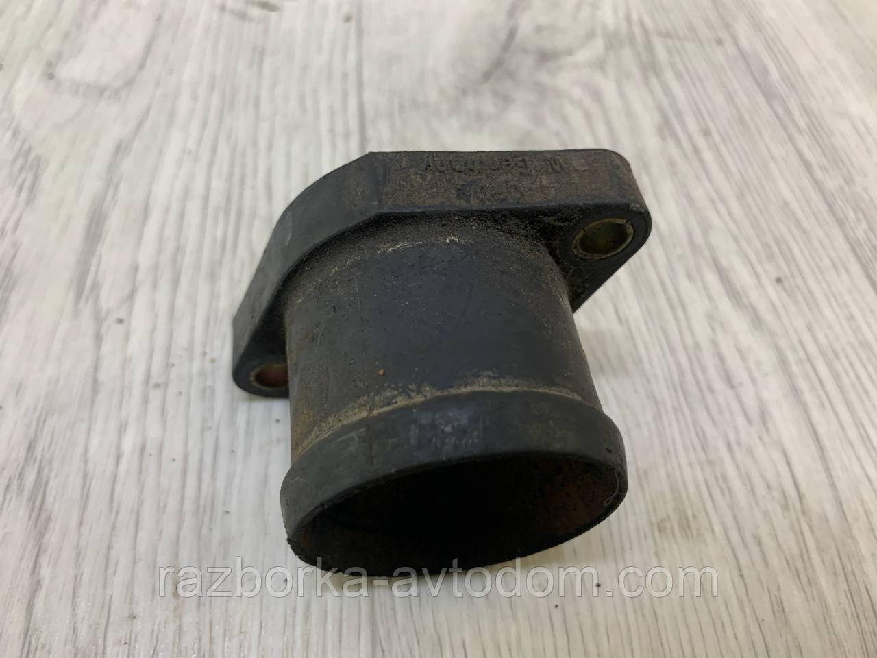 Фланець системи охолодження VW Lt28-55 (1975-1996) OE: 075121133B