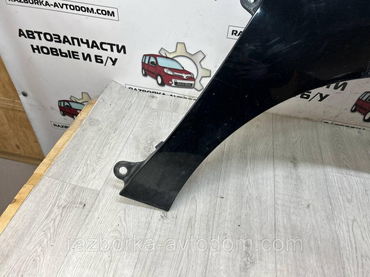 Крило переднє праве Peugeot 308 (07-13) OE:7841Y1 (код фарби KTV)