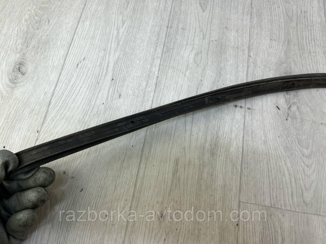Ущільнювач дверей передньої лівої/порога (нижня) Peugeot 407 (04-11) OE: 9023QY фото 2