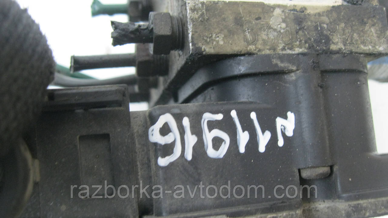 Блок ABS Renault Trafic, Opel Vivaro, Nissan Primastar (2000-2014) OE:8200963331