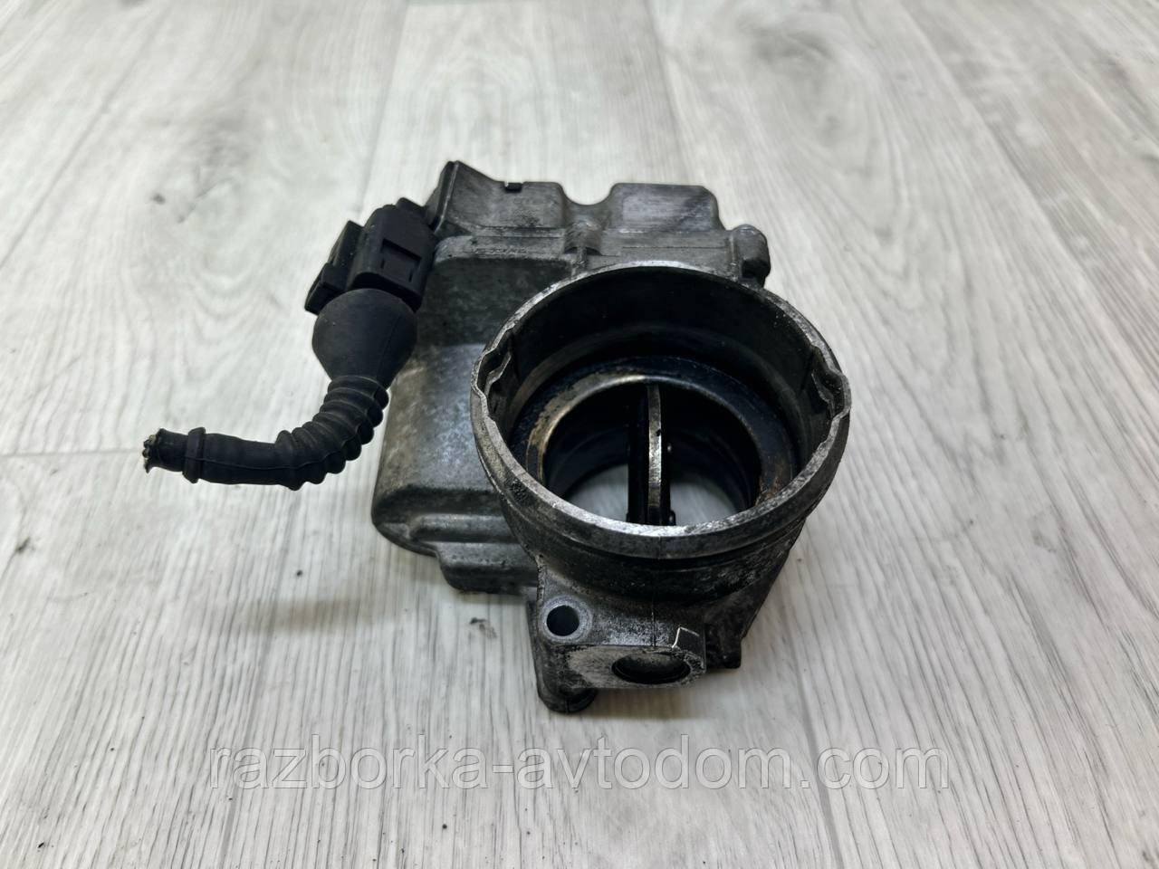Дросельная заслонка Skoda Superb 1 (02-08), Audi A4, A6, A3, VW Caddy 3, Golf 6, Passat B5, B6, B7 OE:03G128063J
