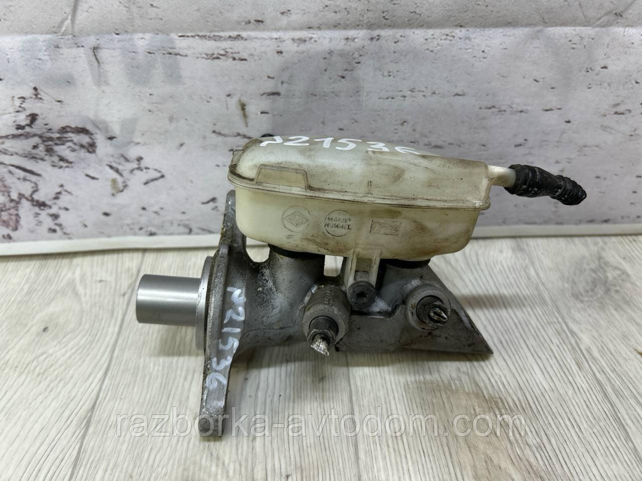 Головний гальмівний циліндр Renault Scenic 3, Grand Scenic 3, Megane 3 OE:460115826R