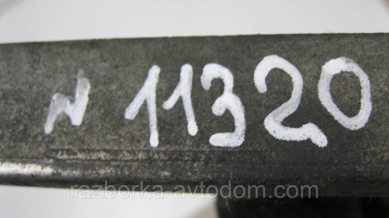 Кронштейн впускного колектора Mercedes W202 W210, W163, W203, C208 OE: A1112361395