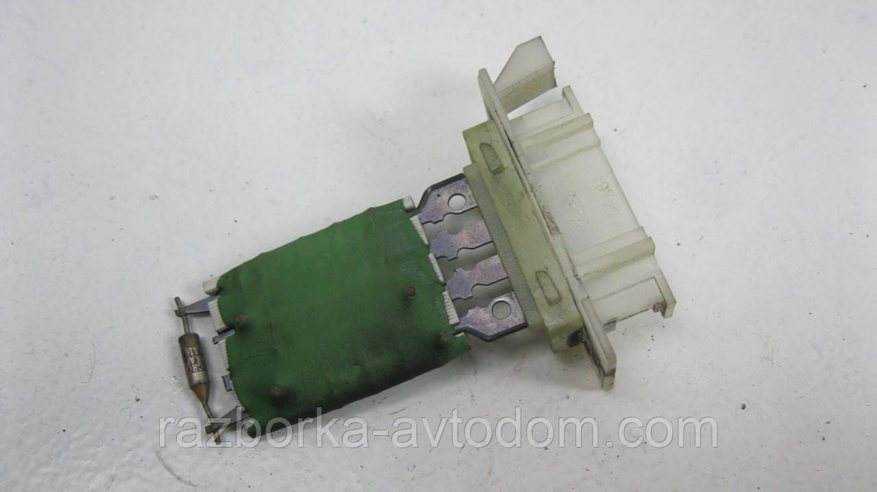 Резистор печінка Opel Corsa C (2000-2012), Astra H (2004-2012), Vectra C (2002-2008) OE:90535076