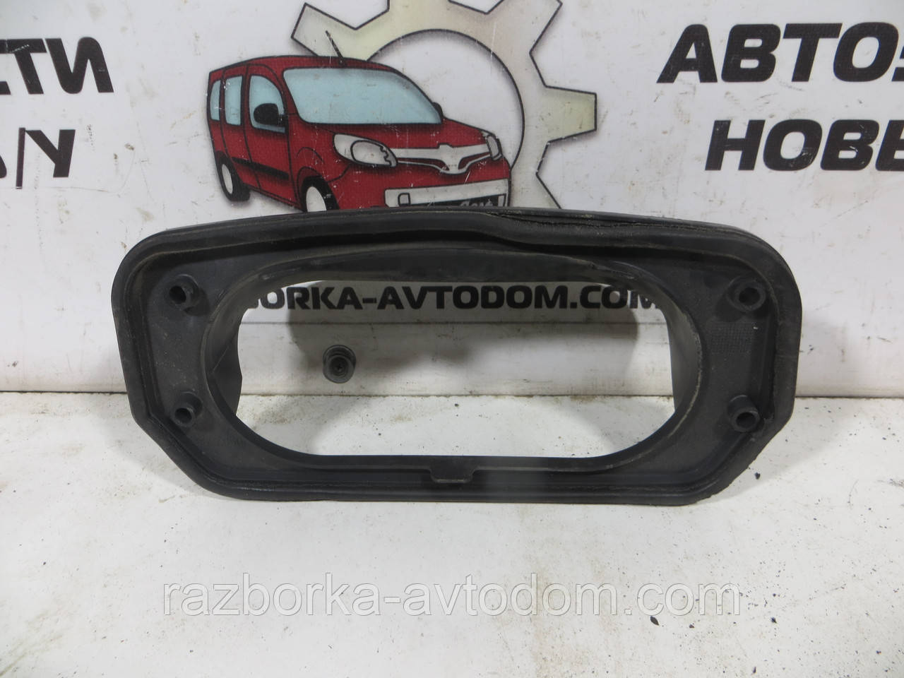 Повітрозабірник усередині салону пластик Opel Zafira A (1999-2005) ОЕ: 90587358