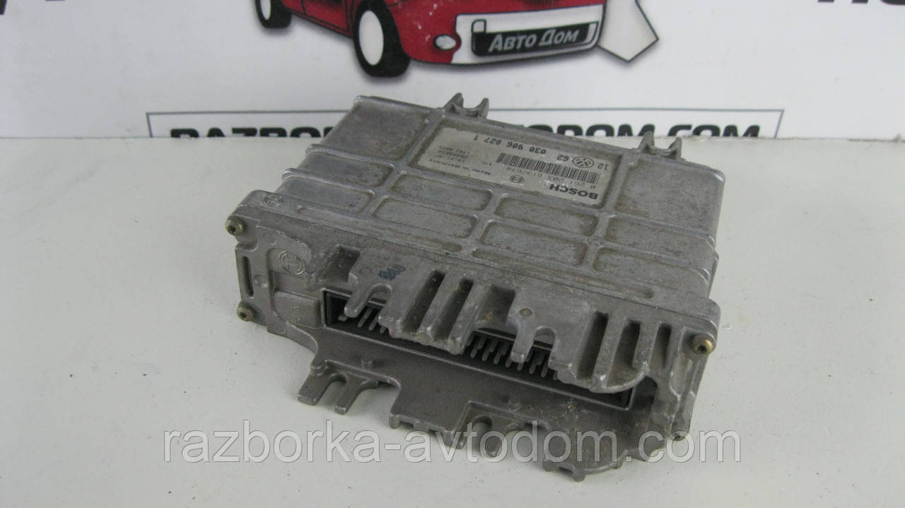 Блок керування двигуном мозку ЕБУ Volkswagen Golf 3 (1991-1997) OE:030906027T