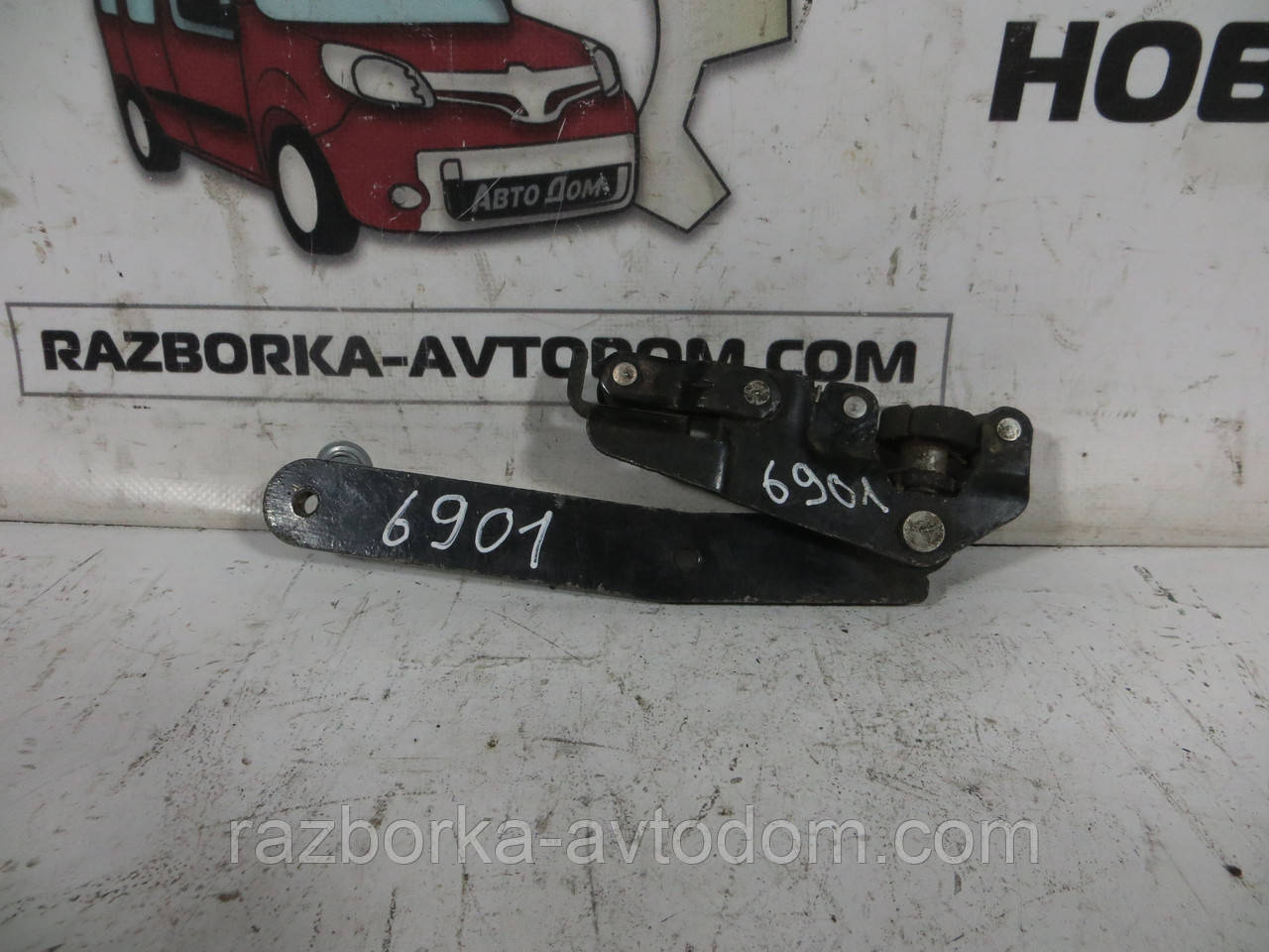 Ролик бічних дверей лівий нижній FIAT DOBLO (2000-2009) ОЕ: 51772373
