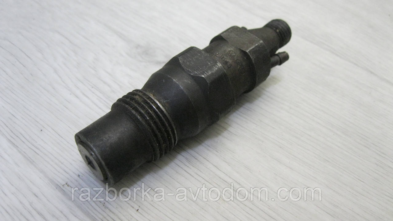Форсунка дизельна VW LT 28-35, LT 40-55, Passat B3, Golf 2, Transporter T3, Audi 100 C3, 80 B2 1.6D OE: 068130201E