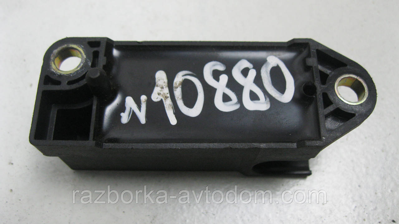 Датчик удару надувних подушок VW Passat B5 (1997-2000) OE:IJ0909606N