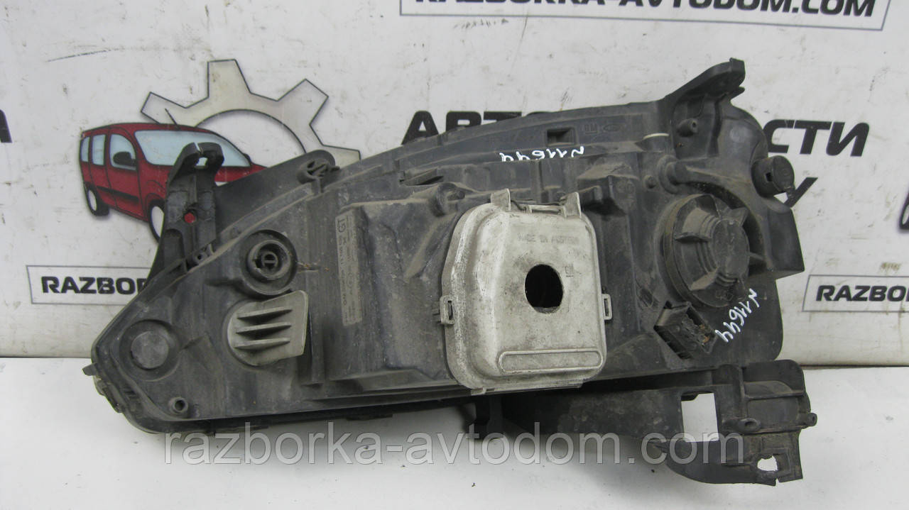 Фара передня права Opel Corsa C (2000-2012) OE:93177647