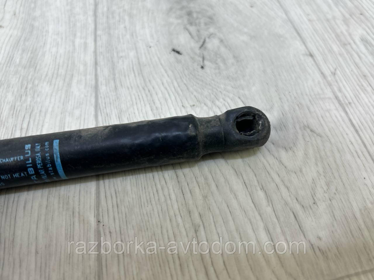 Амортизатор кришки багажника PEUGEOT 407 SW (04-11) OE:9647487680