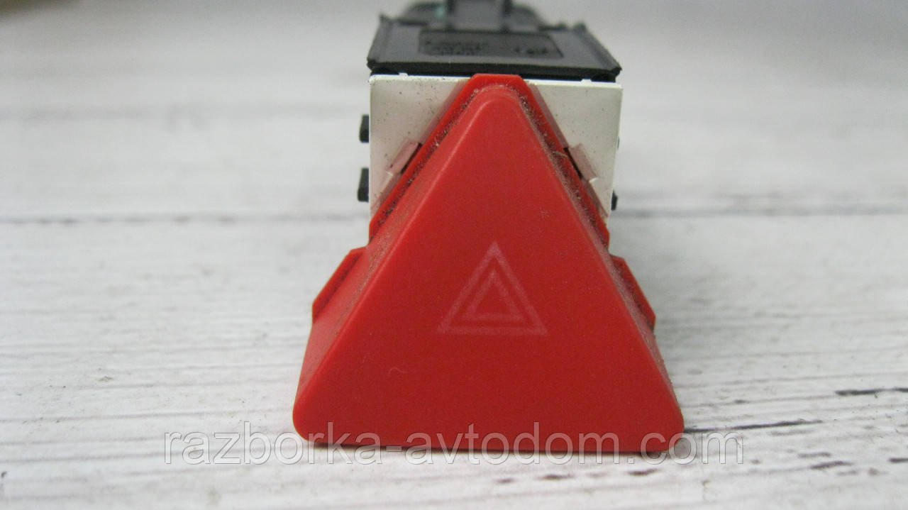 Кнопка аварійної пригоди VW Touran (2003-2010), Caddy 3 (2004-2015) OE:1T0953509