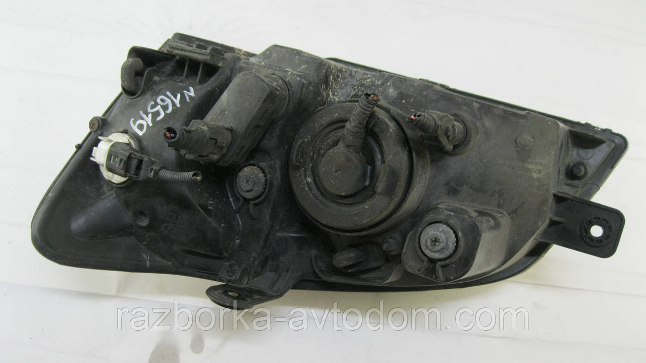Фара передня права Hyundai Getz (2002-2005) OE:921201C010