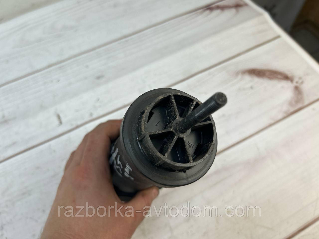 Болт кріплення запаски (запасного колеса) VW Passat B5 (96-05) OE:3b9803899a фото 2
