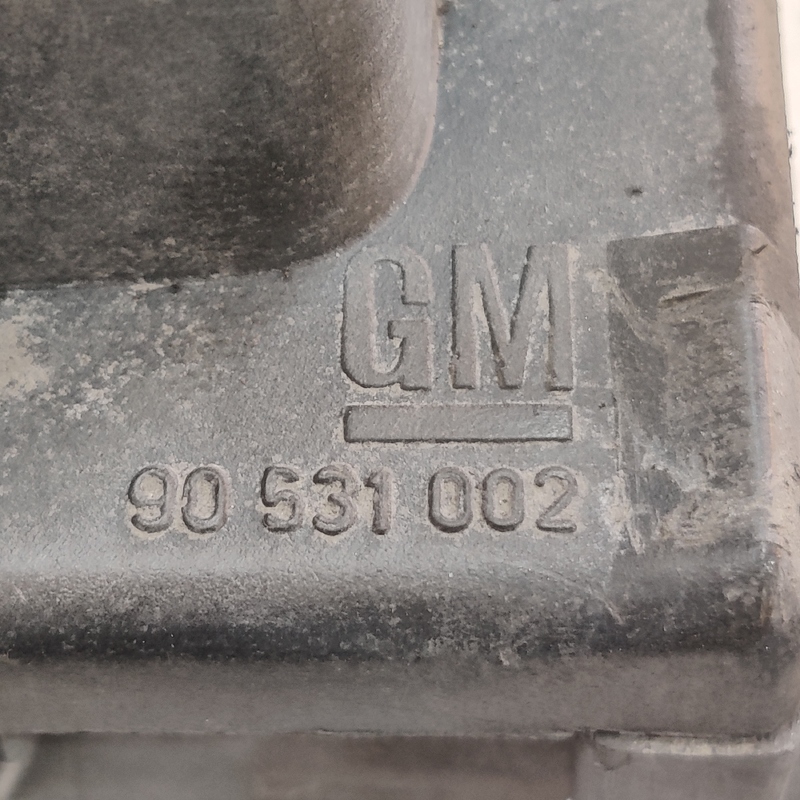 Корпус повітряного фільтра Opel Astra G