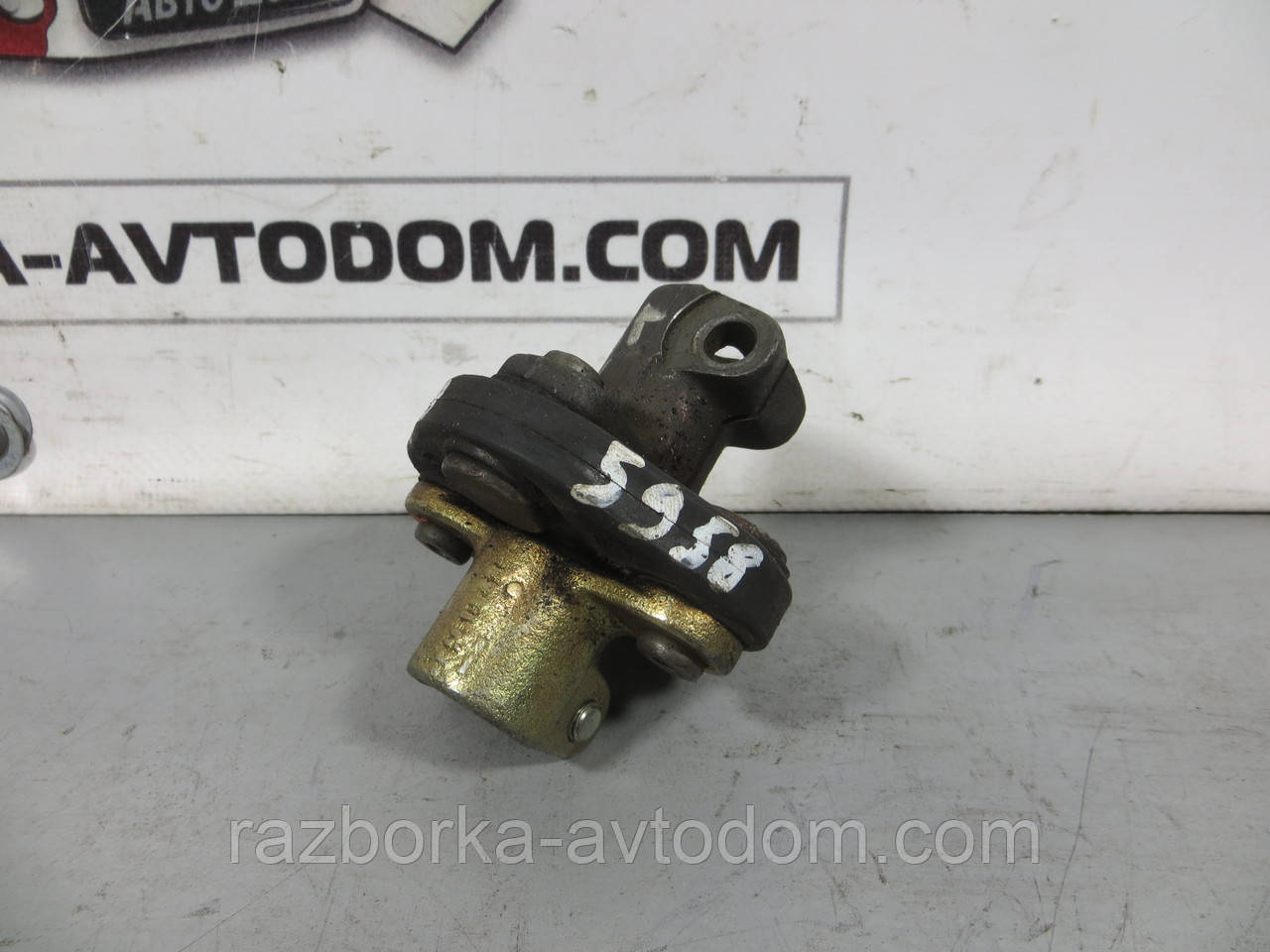Хрестовина/муфта/фланець рульової колонки Opel Kadett (1979-1984) Е: 90184823