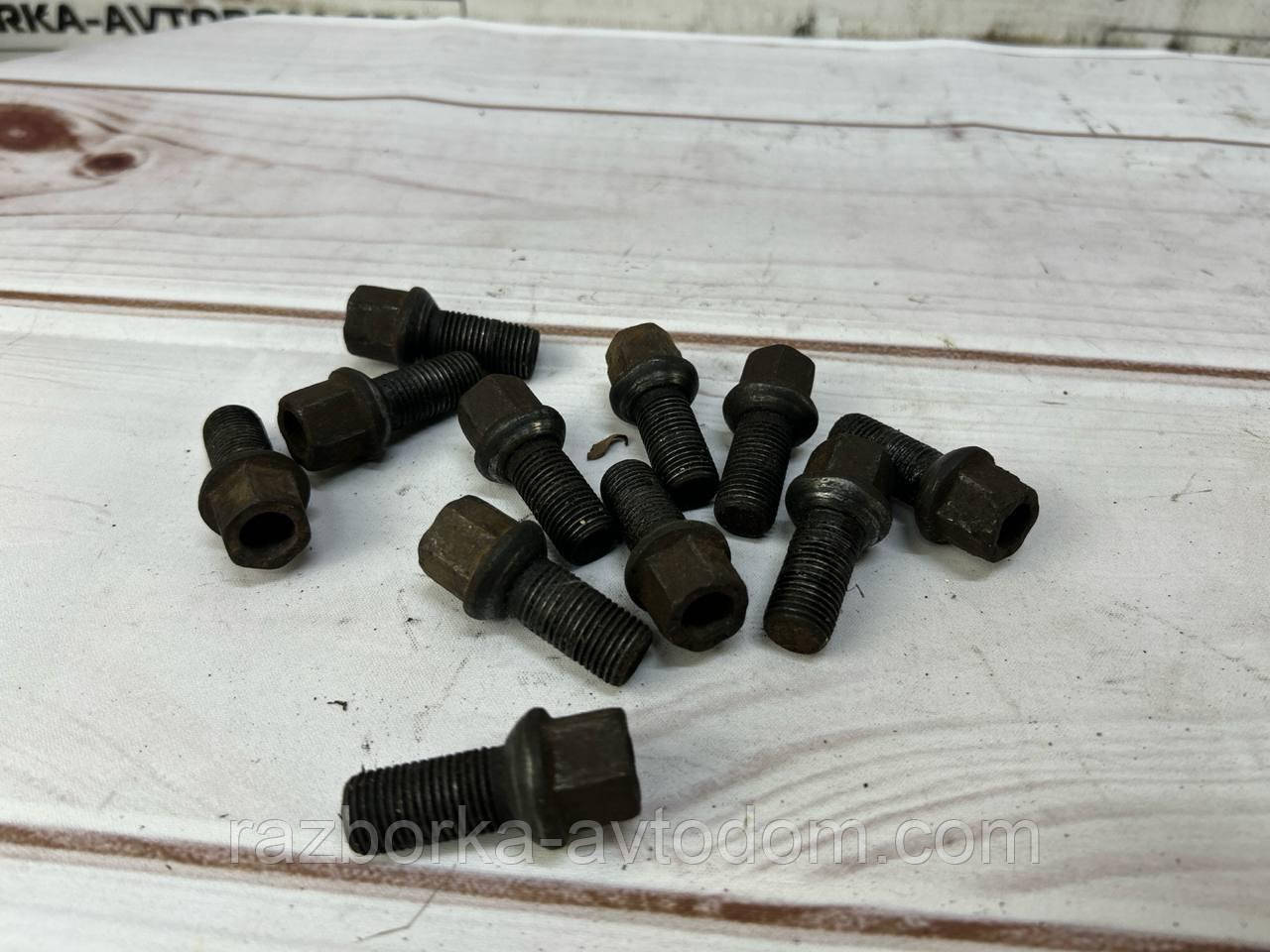 Болт колісний M14 VW Passat B5 (96-05), Skoda SuperB 1, Tiguan, Audi A6, OE:431601139A
