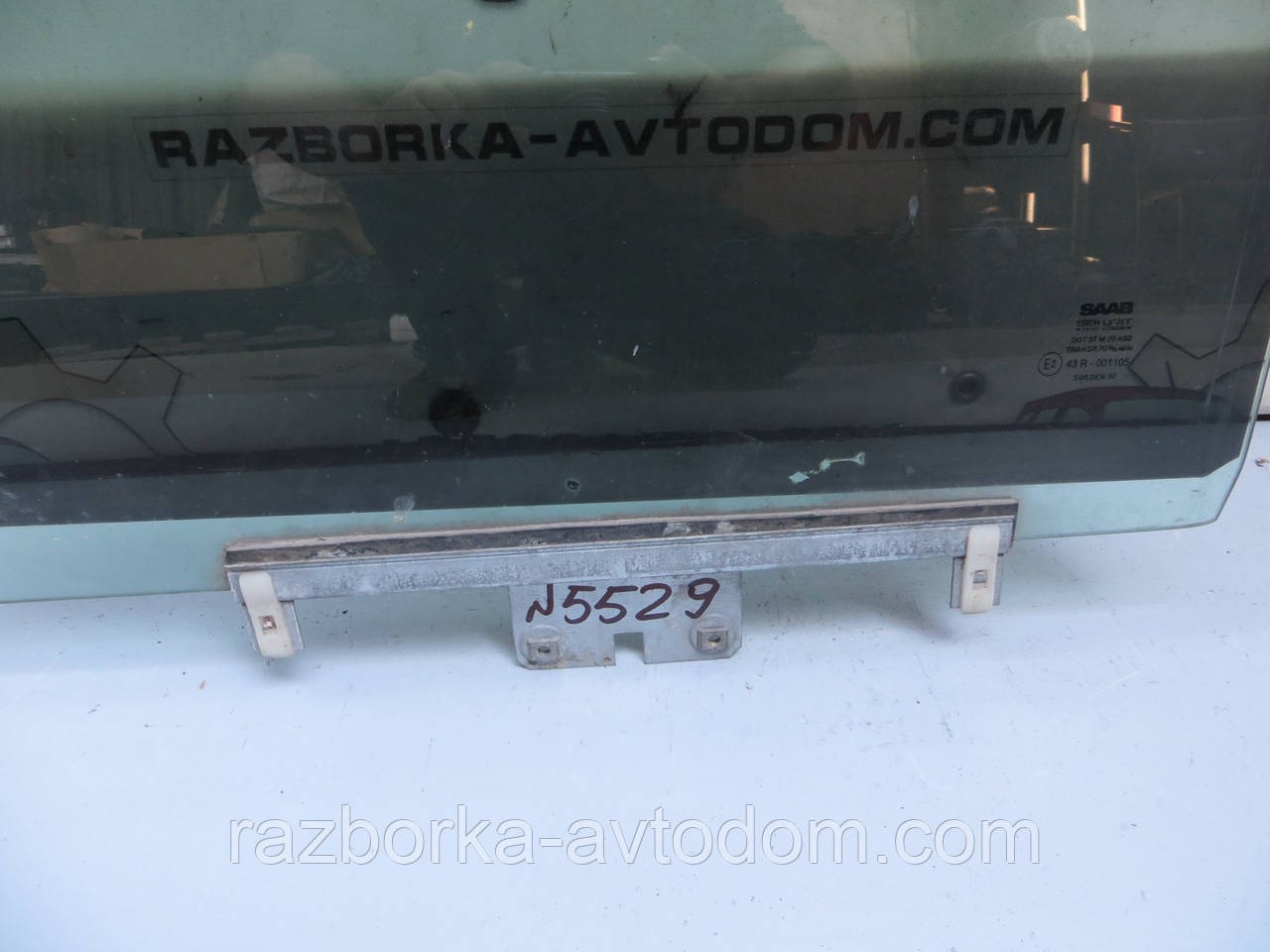 Скло заднього лівого дверей SAAB 9000 (1985-1998) ОЕ: 926701 saab