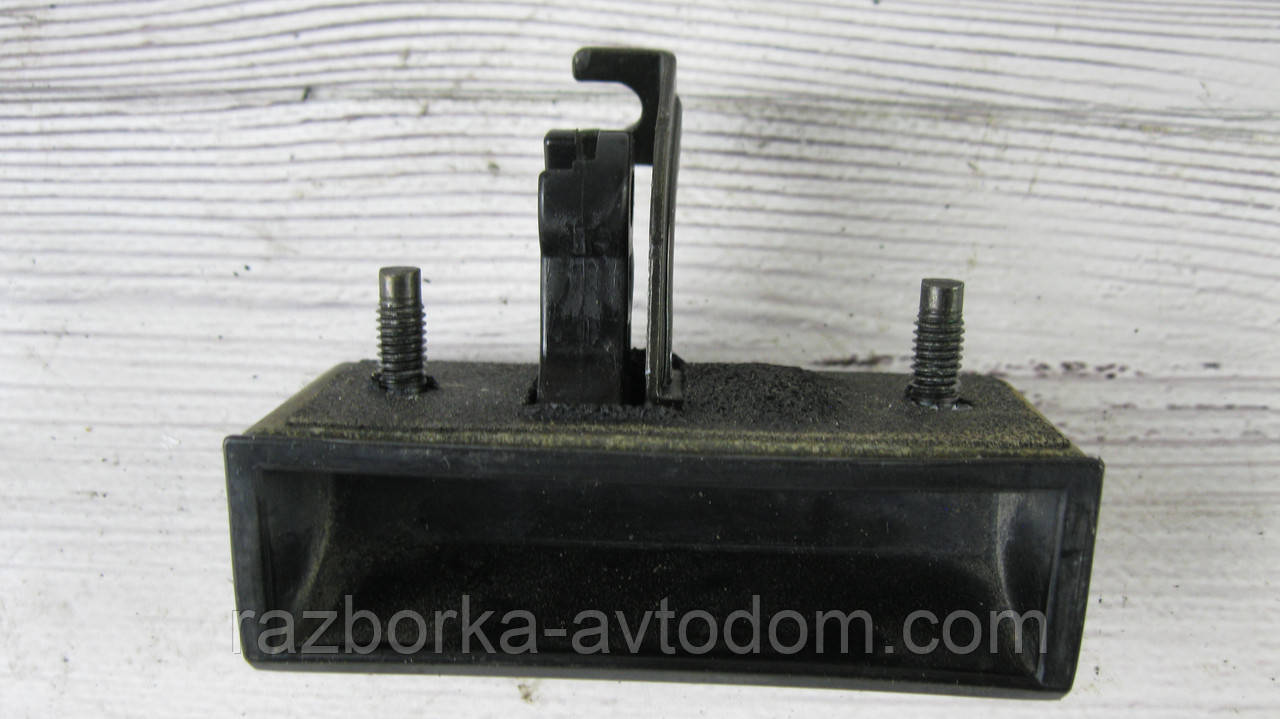 Ручка кришки багажника зовнішня Nissan X-trail T30 (01-07) OE:906068H300