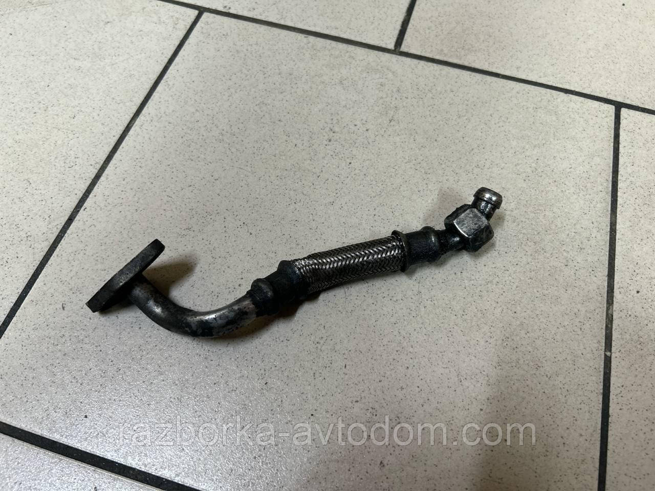 Трубка зливу оливи з турбіни 1.9TDI, 2.0TDI SKODA Superb 1 (02-08), Audi A6 C6, A4 B6, Passat b5, OE:028145736AH