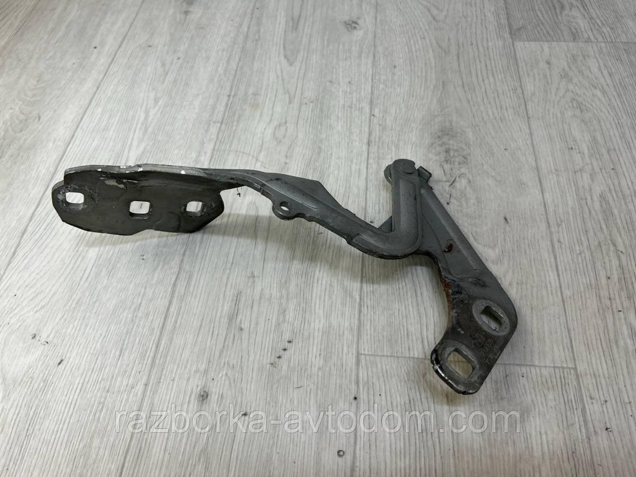 Петля капота ліва FORD MONDEO MK4 (2007-2014) OE:7s7aa16801ag