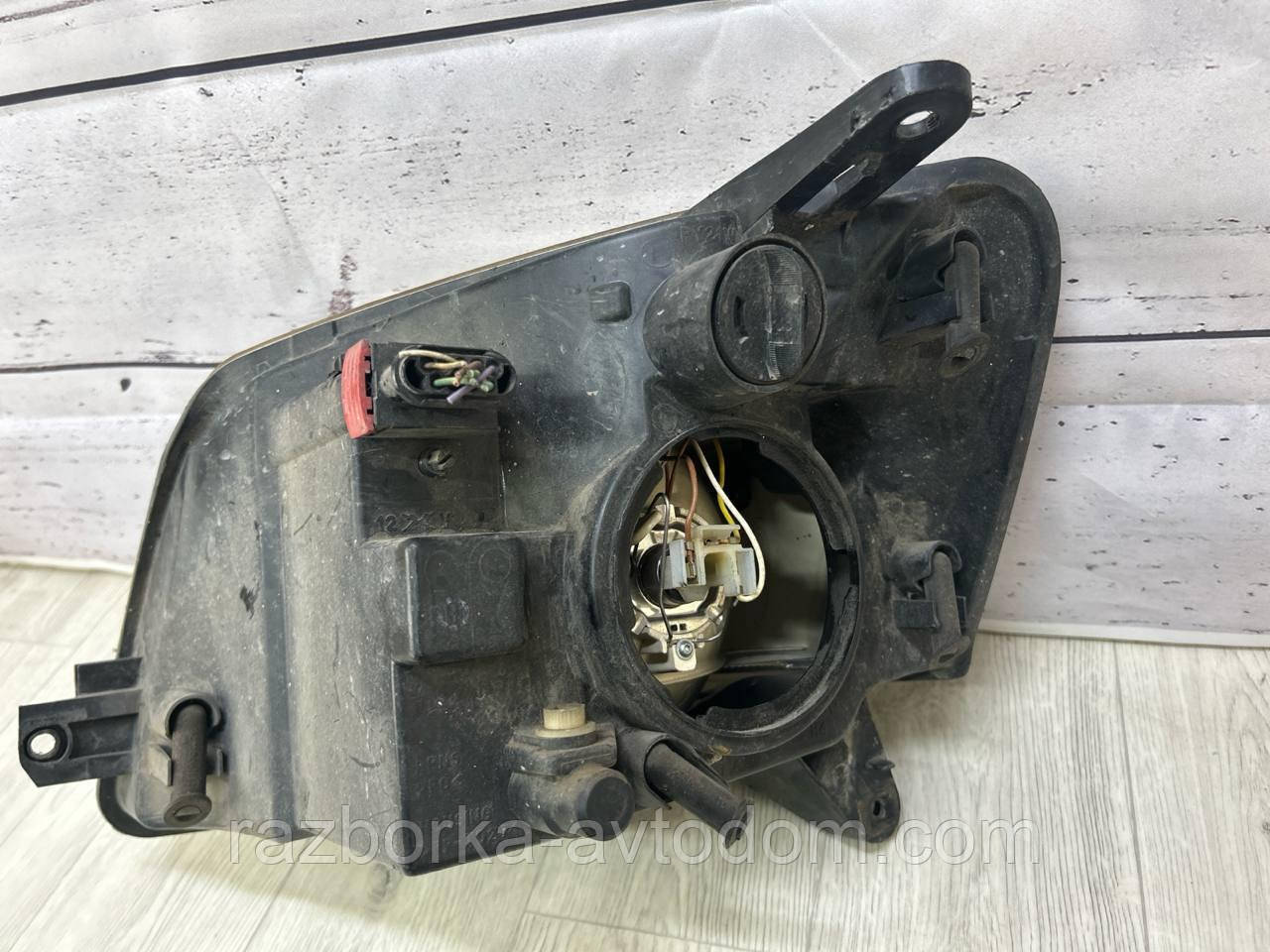 Фара передня права Citroen Berlingo (2003-2008) OE:6205.ZE, 6205ZE, 6205AW